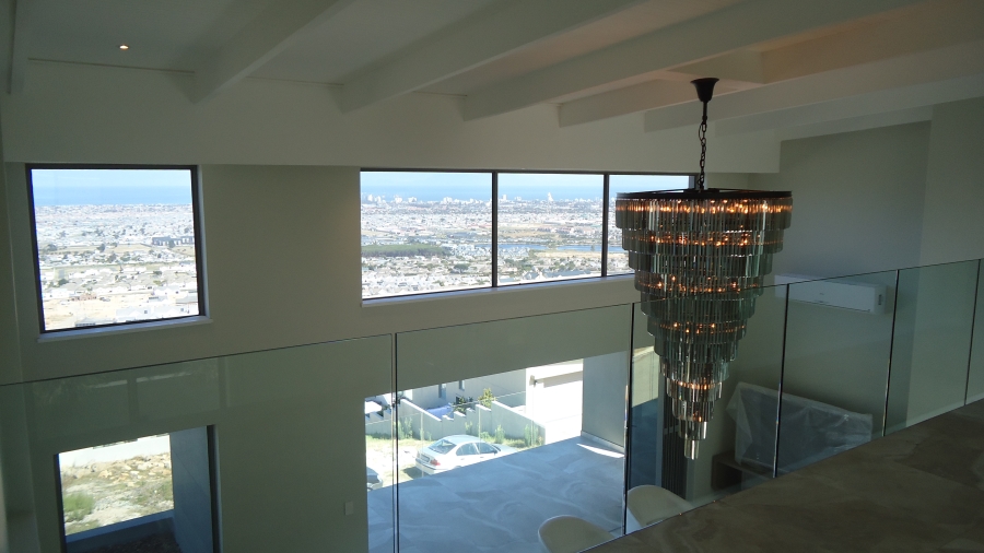 6 Bedroom Property for Sale in Fairhaven Country Estate Western Cape